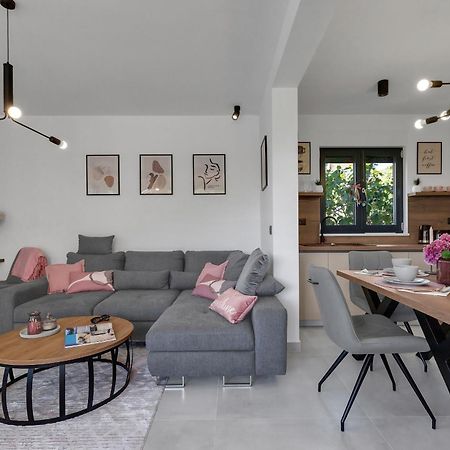 Villa Bomada Tučepi エクステリア 写真